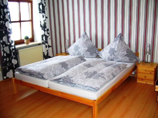 Gaestehaus Am Sonnenhang Erbendorf エクステリア 写真